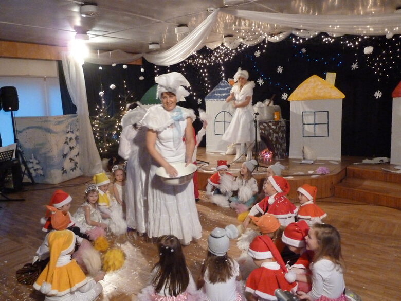 Scenārijs pēc L. Saulietes dziesmu CD "Kā dāvana"